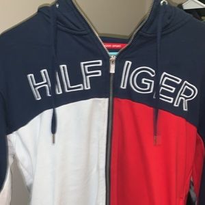 Tommy Hilfigure sweater.